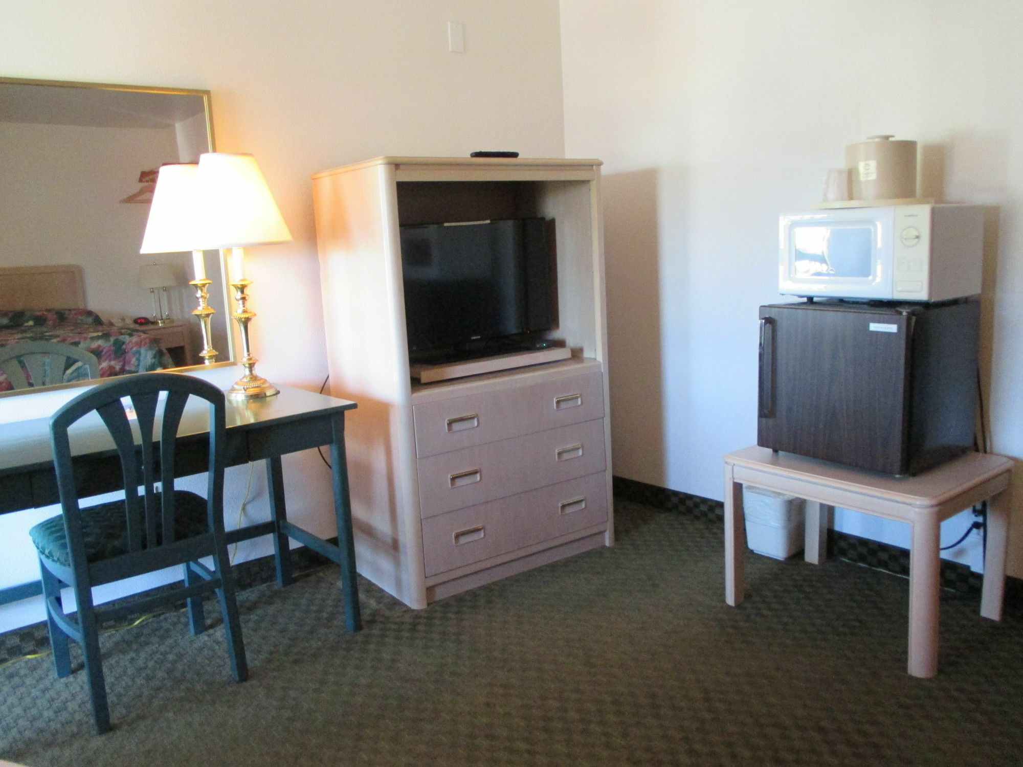 Newport Inn By Oyo - Hwy 101 Bagian luar foto